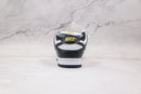 Supreme x Nike SB Dunk Low Stars Black