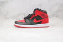 Air Jordan 1 Mid Reverse Bred